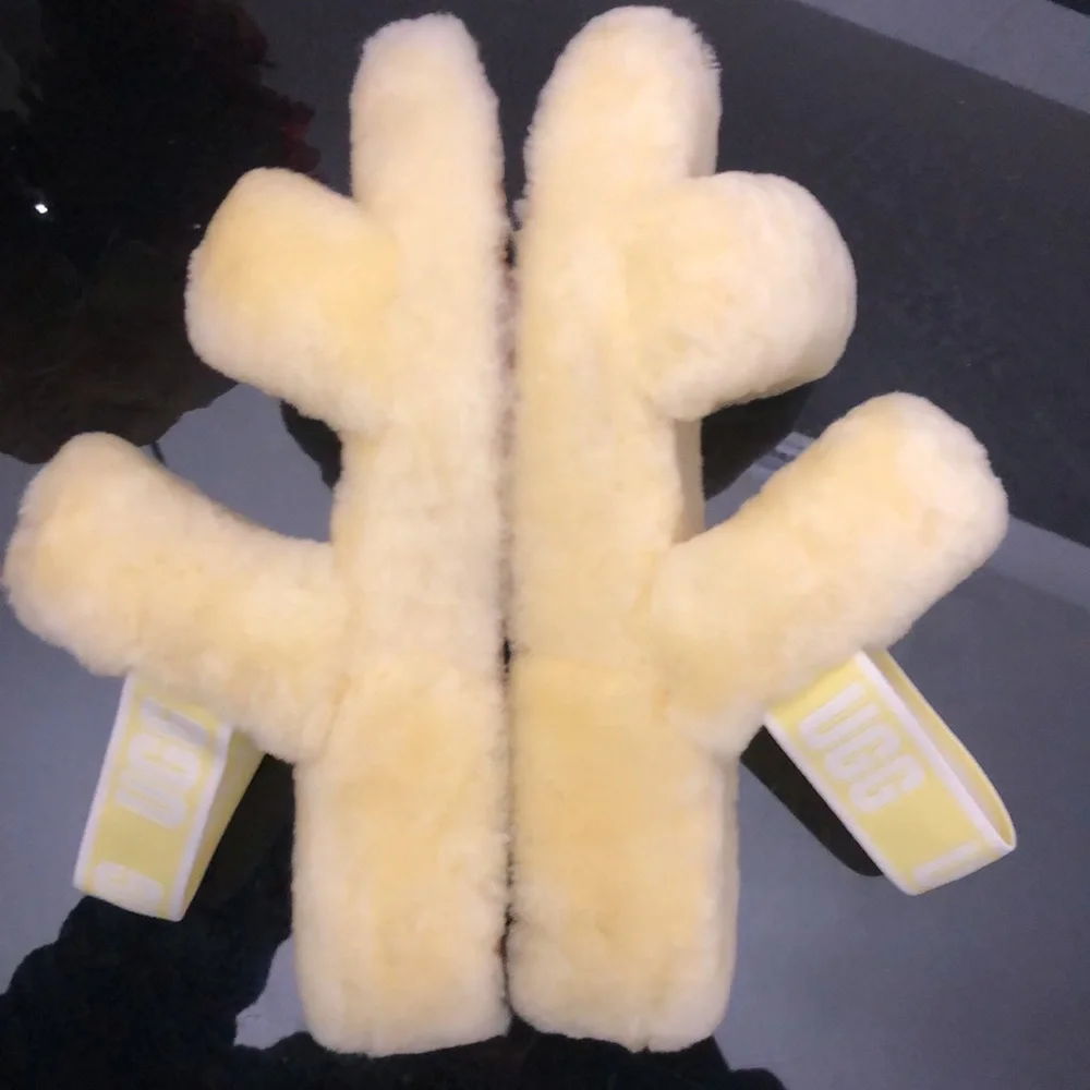 UGG WINTER SLIPPERS SANDALS WOMENS SIZE 8 - Picture 12 of 15